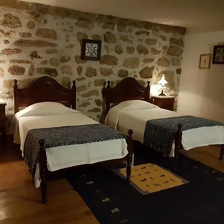 Solar Dos Pedrosos Fornos de Algodres