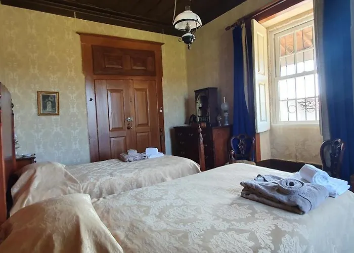 Alojamento de Turismo Rural Solar Dos Pedrosos *