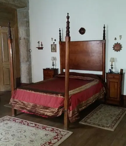 Alojamento de Turismo Rural Solar Dos Pedrosos Fornos de Algodres