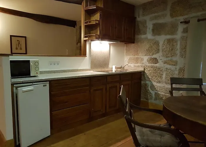 Solar Dos Pedrosos Fornos de Algodres